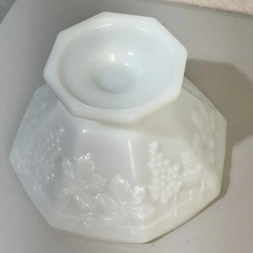 Anchor Hocking Harvest Grapevine White Milk Glass Compote Footed Pedestal Bowl